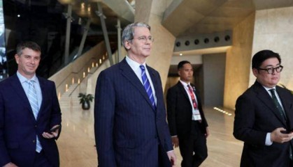 果然是美国害怕的人：李成刚一句话定调中美谈判！美方撤回100%关税
