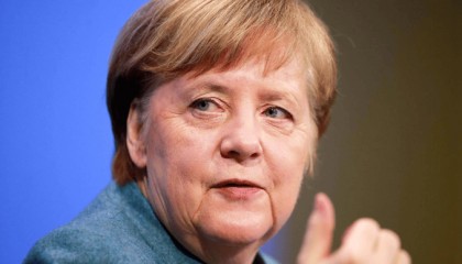 现在才看懂默克尔的远见：当年坚决不用默茨，原来是德国躲过一劫？刚上任仅8个月，默茨已惹出大祸