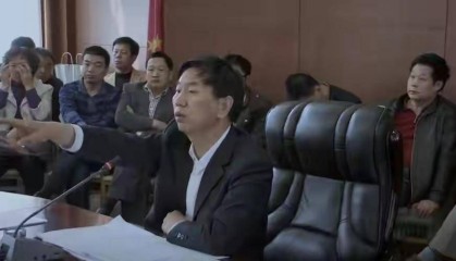 耿彦波：现实版“李达康”，不怕得罪人，调任时群众众筹为他买鞋