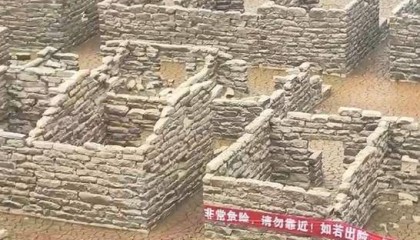 水库枯竭后惊现“古村落遗址”？当地回应：危险！别去！