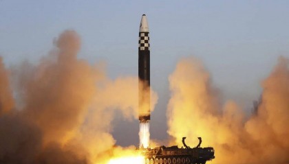 美国终于意识到,俄、朝没在开玩笑,紧急联系中国,劝劝2位邻居