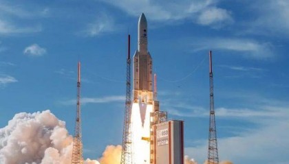 凌晨传来一声巨响！“一箭双星”宣告失败，24.5亿全部都打了水漂