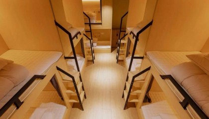 成都一酒店回应禁止40岁以上男性30岁以上女性预定特价房:有客人不理解规则报过警