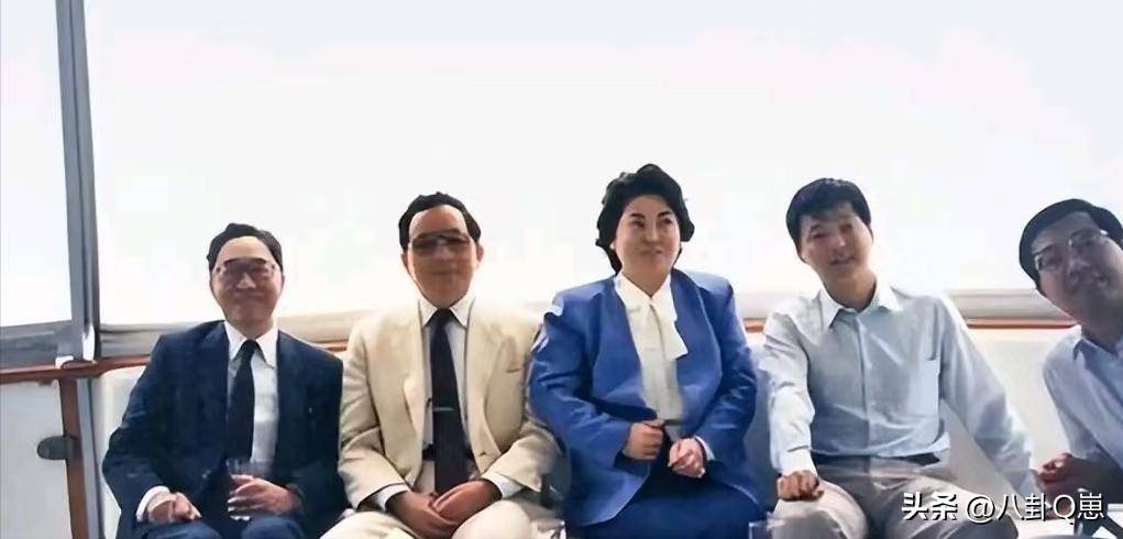 不查不知道,一查吓一跳!杨振宁的弟弟杨振汉,人生活的这么精彩