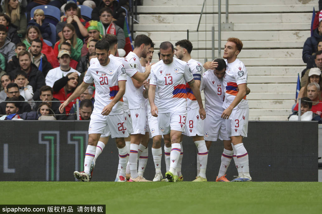 直通世界杯！世预赛-C罗停赛B费戴帽 葡萄牙9-1亚美尼亚