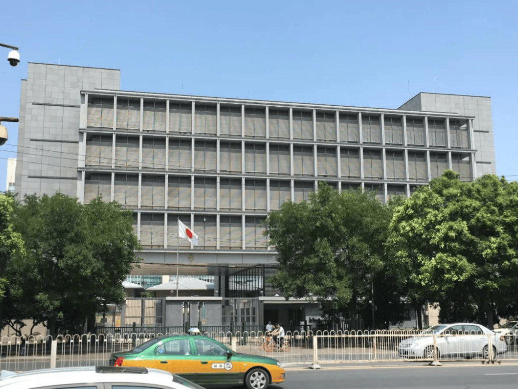日方只剩“无能狂怒”，辽宁舰直逼日本本土，用行动告诉高市早苗一条真理！