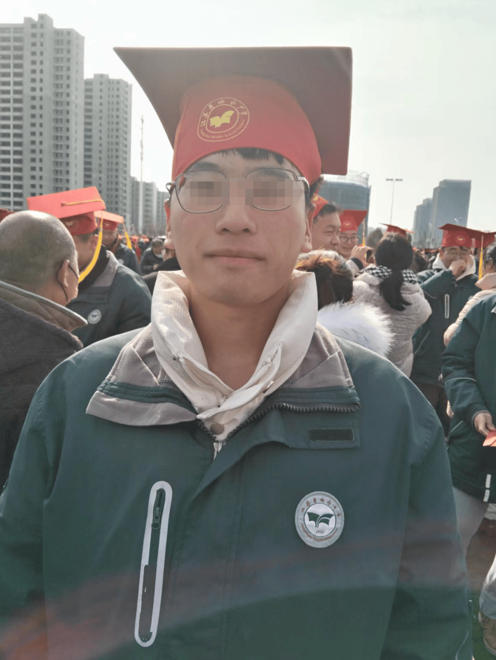 一审死刑!江苏高三男生被邻居冲撞致死案宣判,母亲哭诉:判决能让儿子入土为安了
