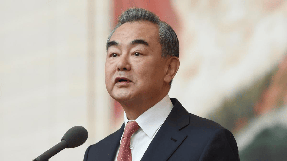马杜罗被抓后， 鲁比奥划下红线，不许中俄做一件事，王毅外长的回应斩钉截铁